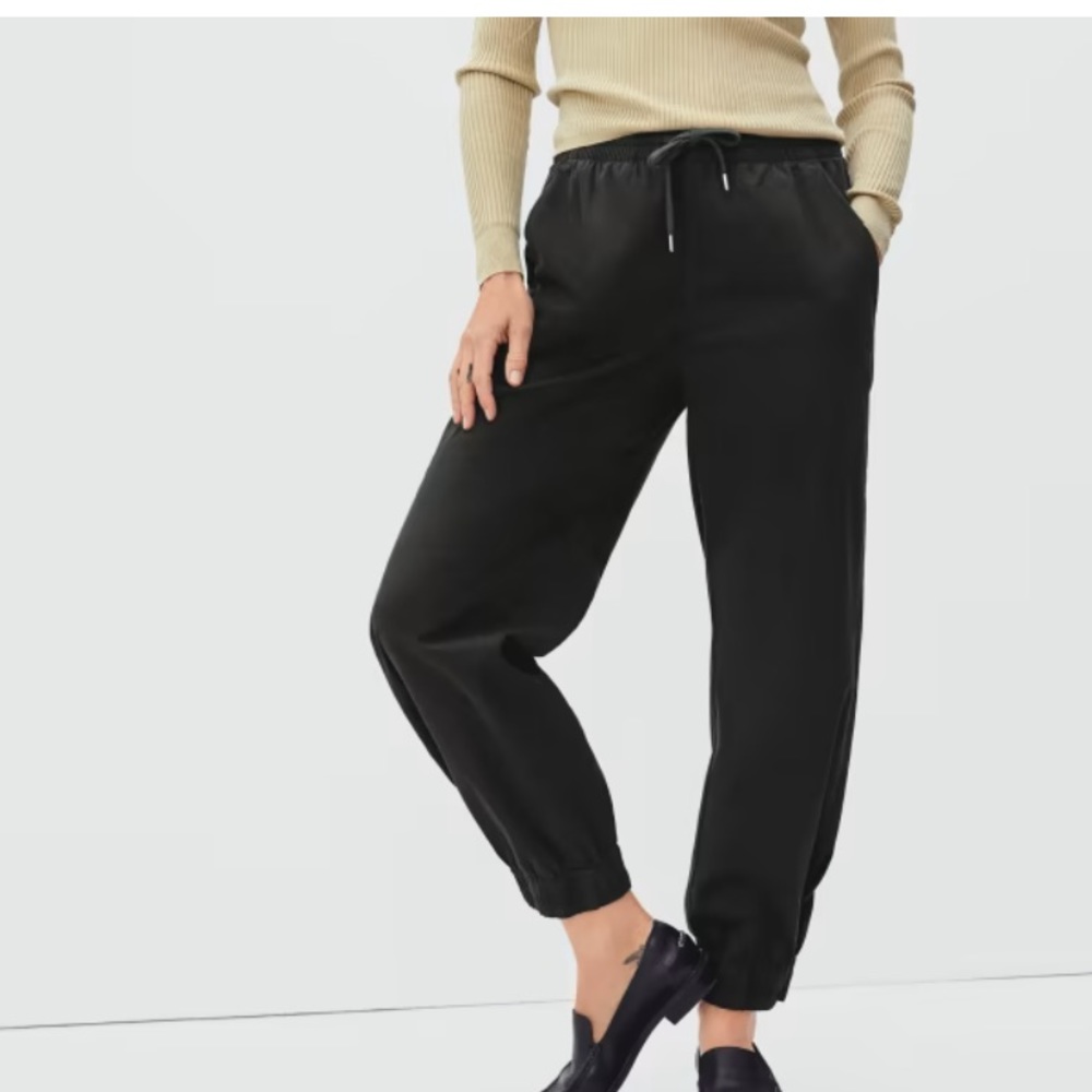 NWT Everlane The Easy Jogger